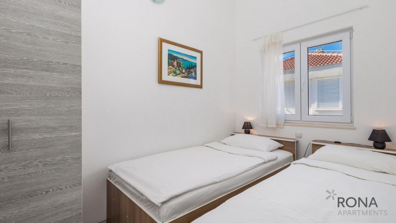 Rona Apartments Zlatko Šimuni Extérieur photo